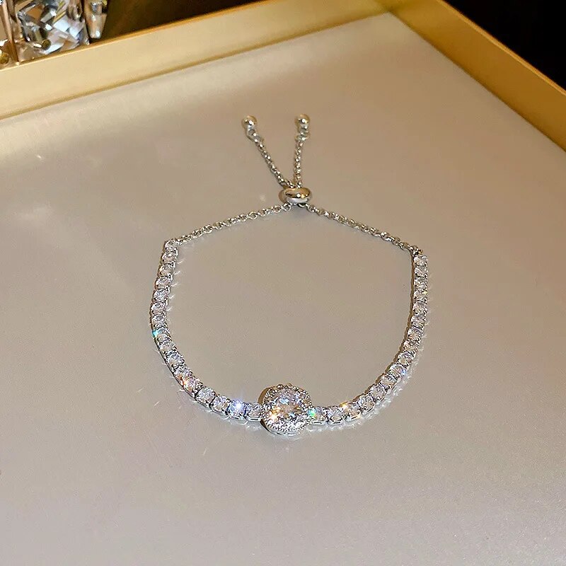 Veloura |Adjustable Bracelet