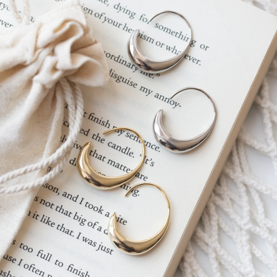 Isadora | Luxury Earrings - IVORY MUSE