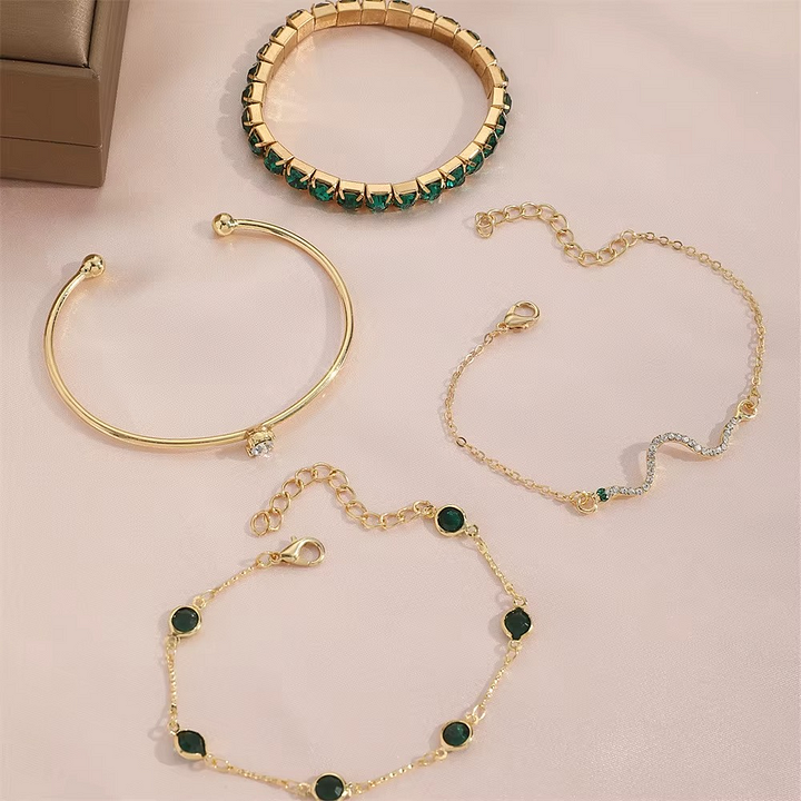 Emerald Glow – 4-Piece Bracelet Set